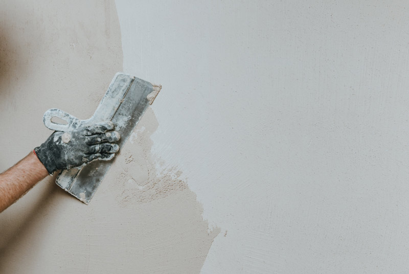 lissage-correction-murs-avant-peinture-perpignan-66